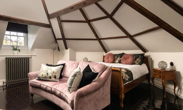 Lloyd Suite